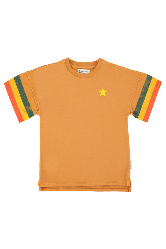 Sukienka T-shirt | camel w/ multicolor stripes